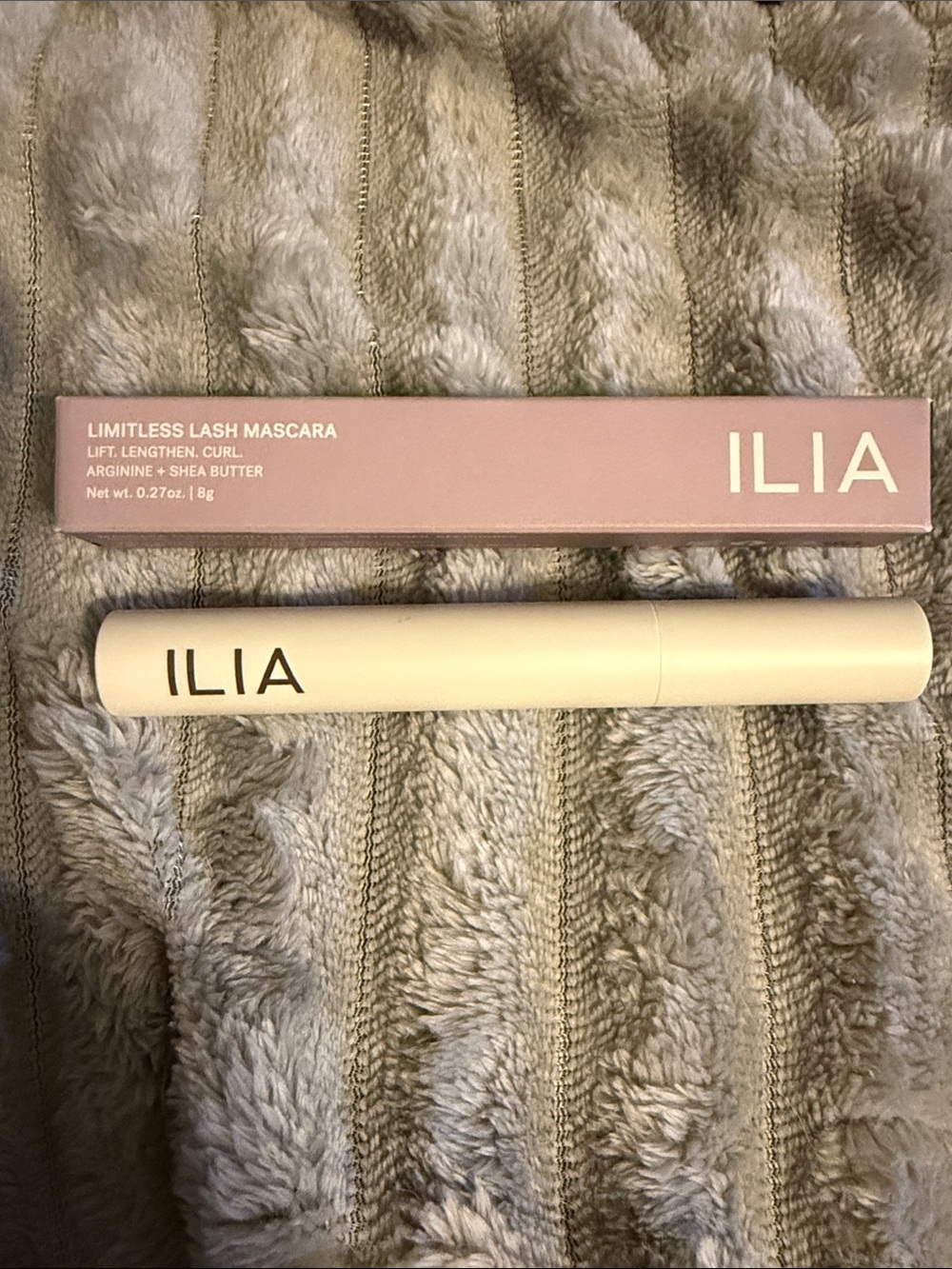 ILIA Limitless Lash Mascara — Cream & Dusty Pink Box